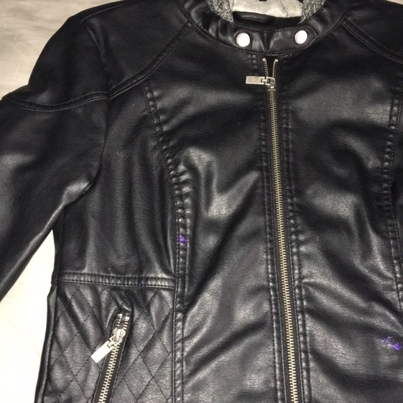 Leather jacket - Picture 3 of 3